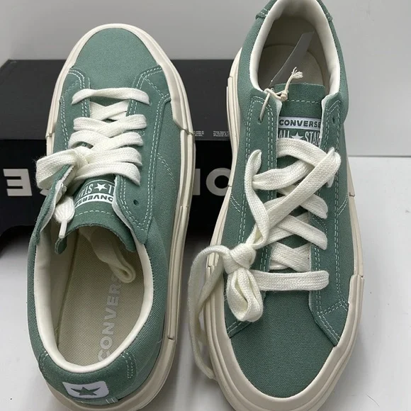 Converse Men’s CTAS CRUISE OXHERBY/EGRET/WHITE A09842C Platforms Sneakers